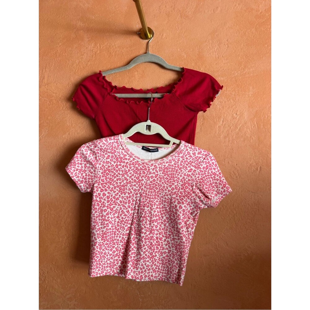 Brandy Melville Y2K Baby Tee Bundle Pink Leopard & Red Ribbed Top Small
